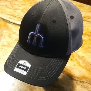 Mariners baseball hat NWOT